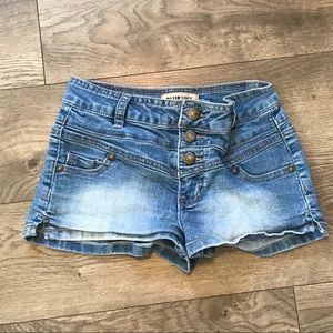 Women’s jean shorts